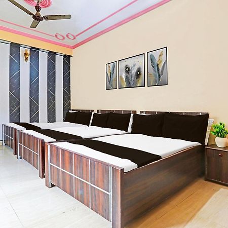 Hotel O Arvi Guest House Βαρανάσι Εξωτερικό φωτογραφία