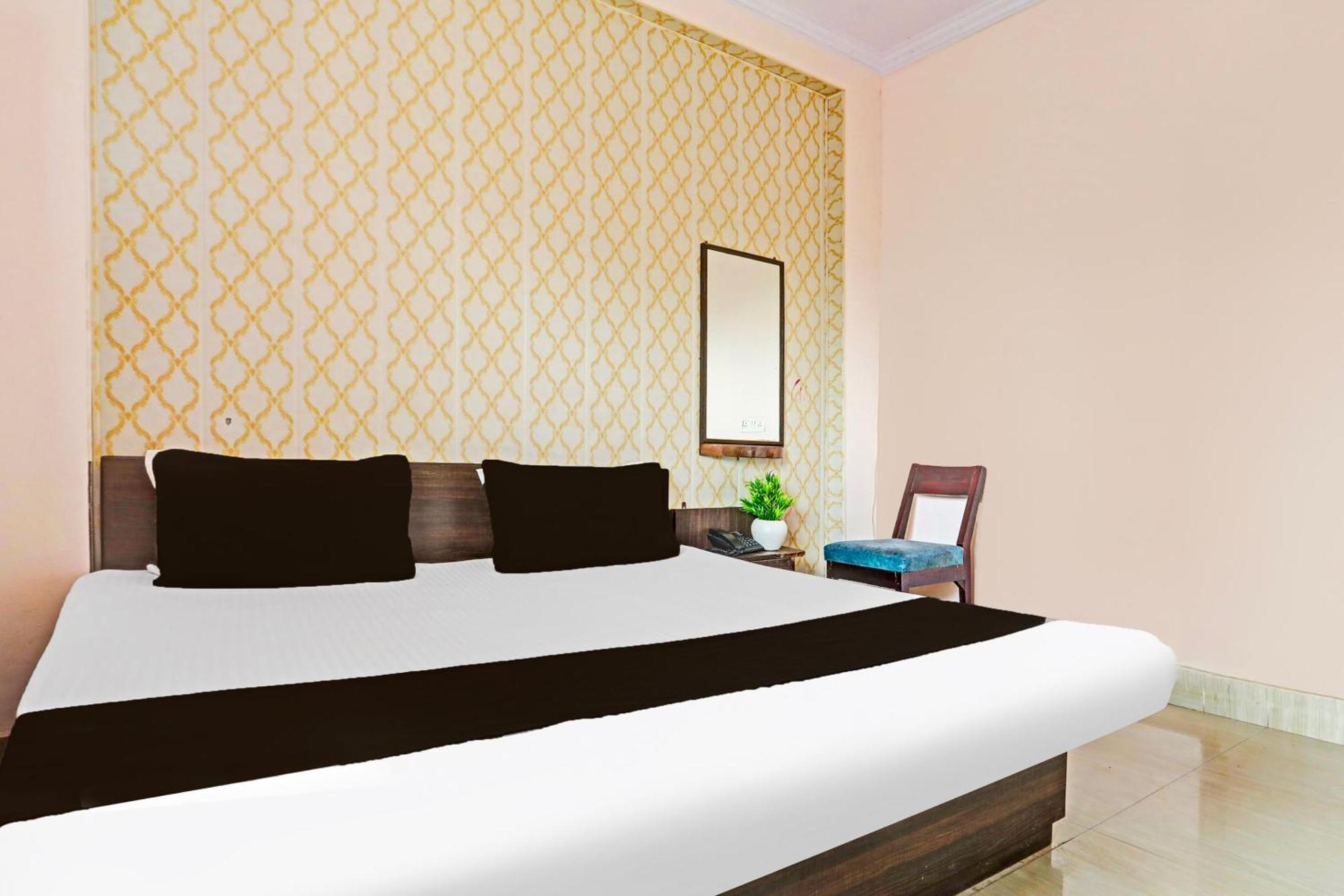 Hotel O Arvi Guest House Βαρανάσι Εξωτερικό φωτογραφία