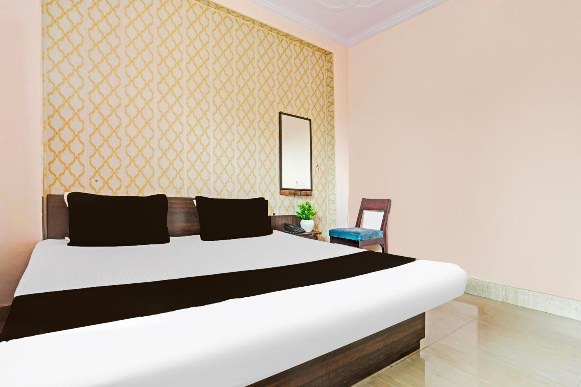 Hotel O Arvi Guest House Βαρανάσι Εξωτερικό φωτογραφία