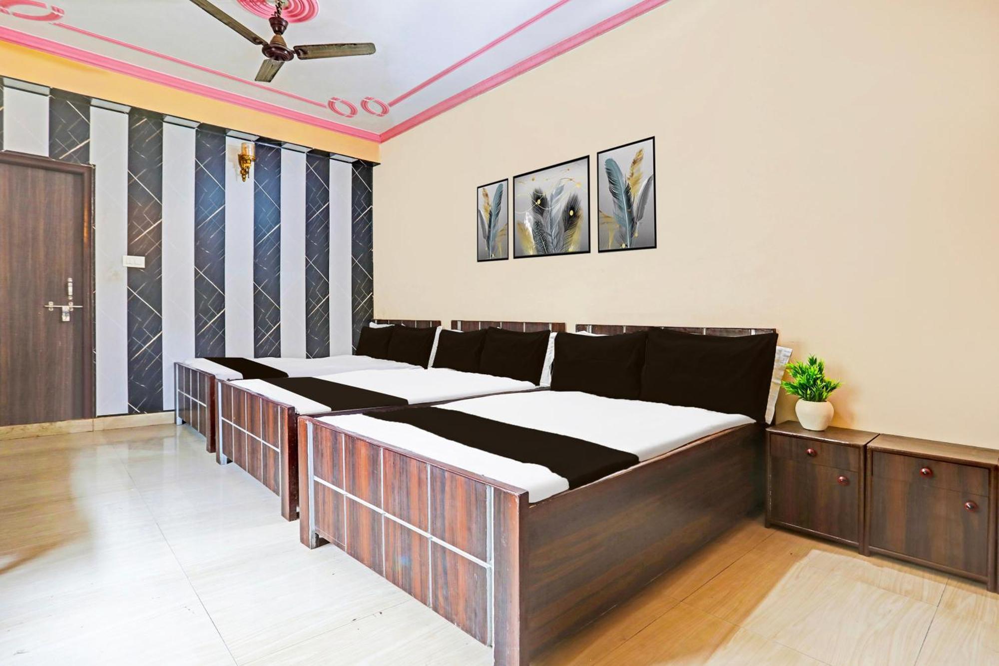 Hotel O Arvi Guest House Βαρανάσι Εξωτερικό φωτογραφία
